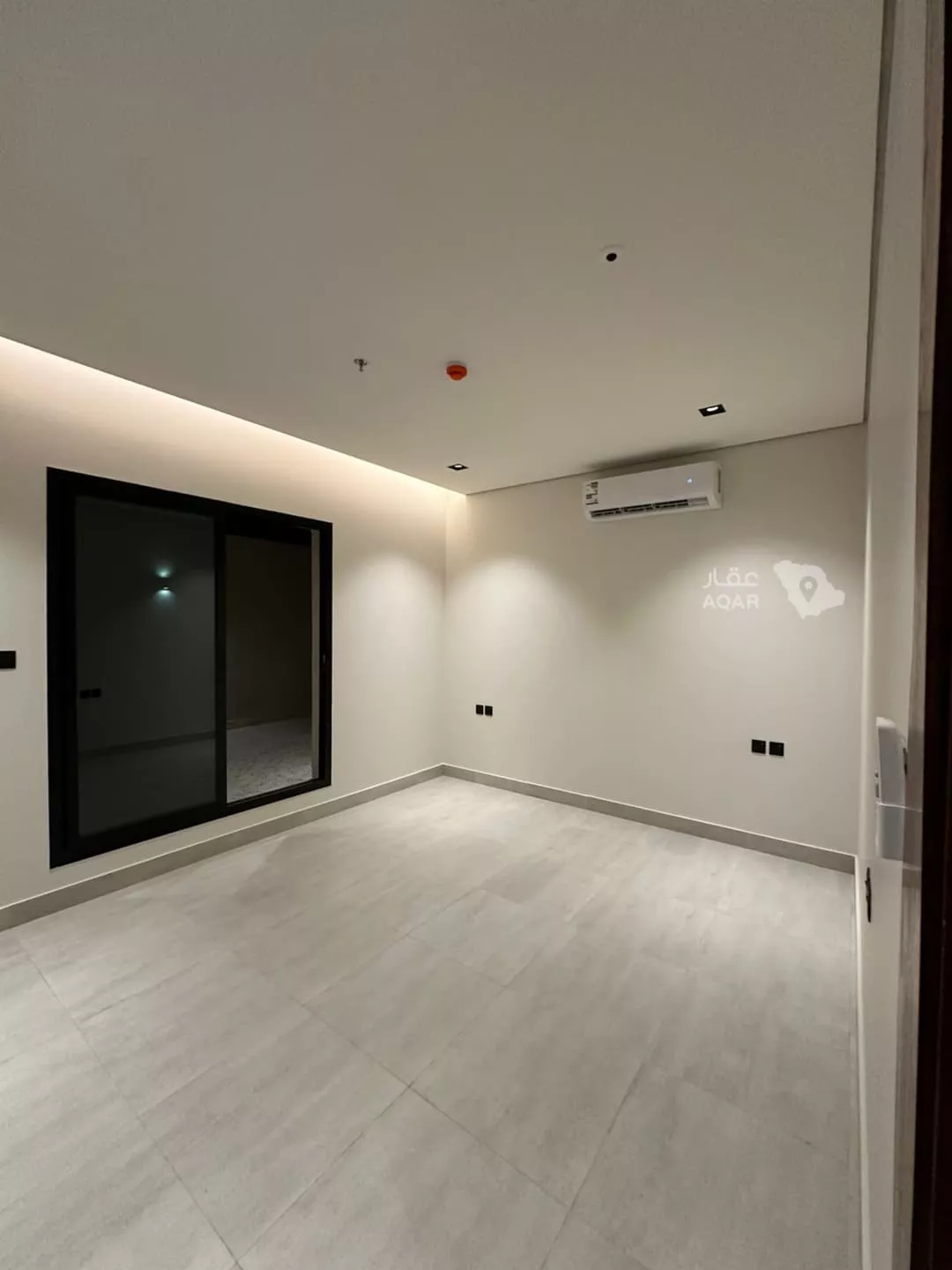 4 bedroom apartment in Al Aridh, Riyadh 6