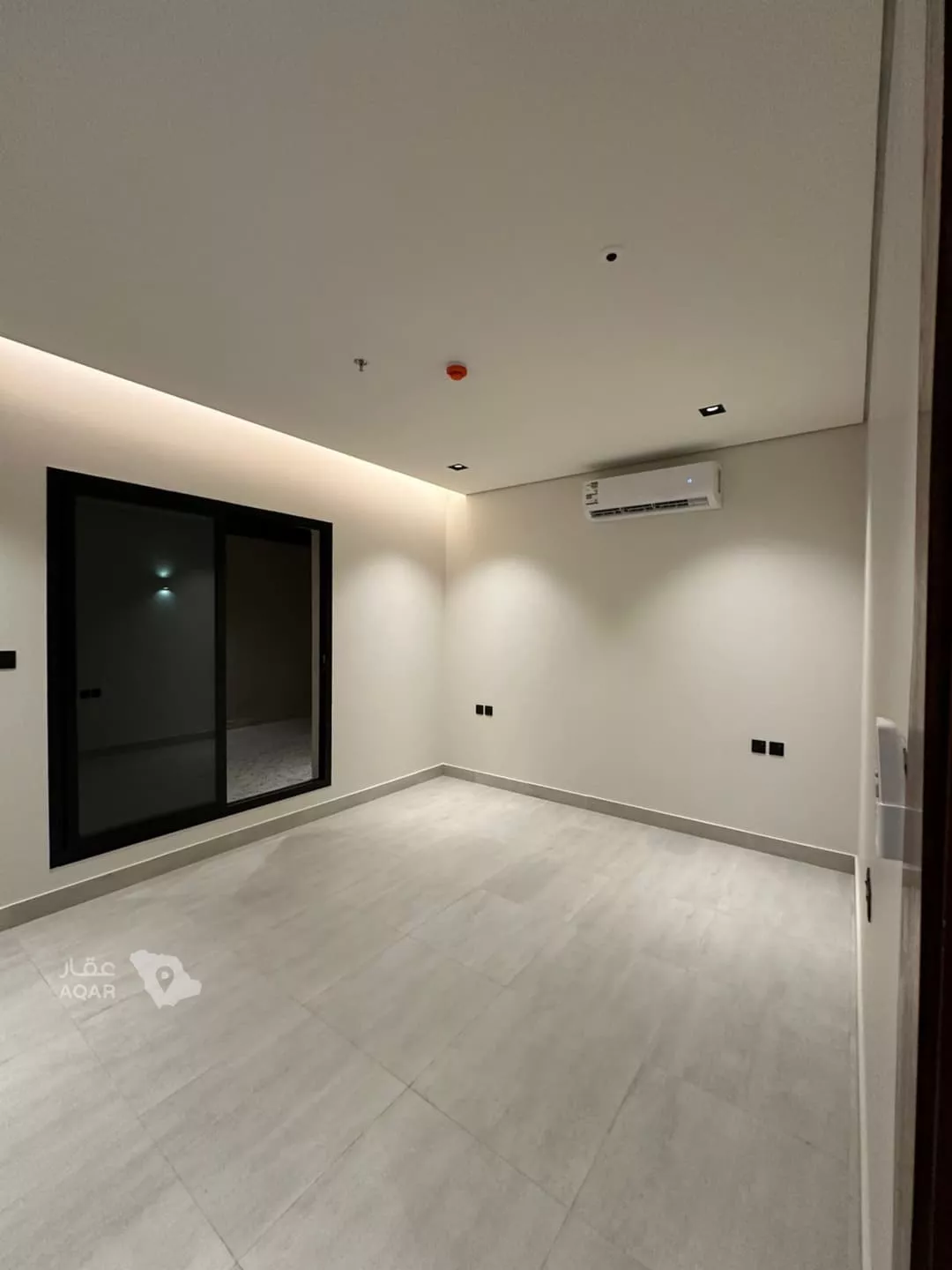 4 bedroom apartment in Al Aridh, Riyadh 6