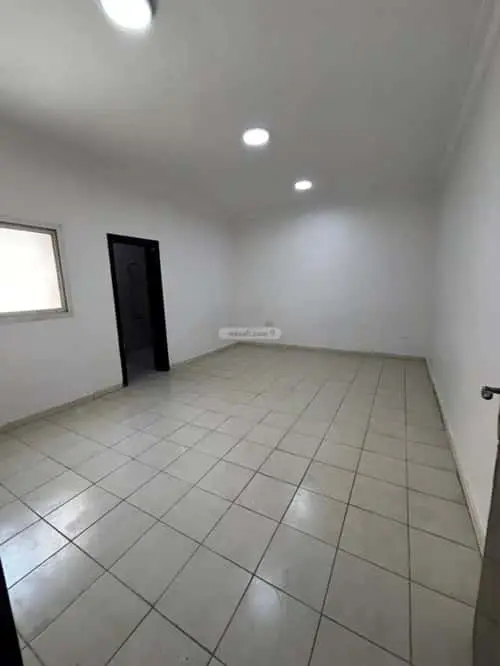 4 bedroom apartment in Granada, Riyadh 5