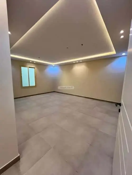 4 bedroom apartment in Al Bayan, Riyadh 7
