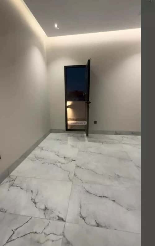 6 bedroom villa in Al Buhayrat, Jeddah 2