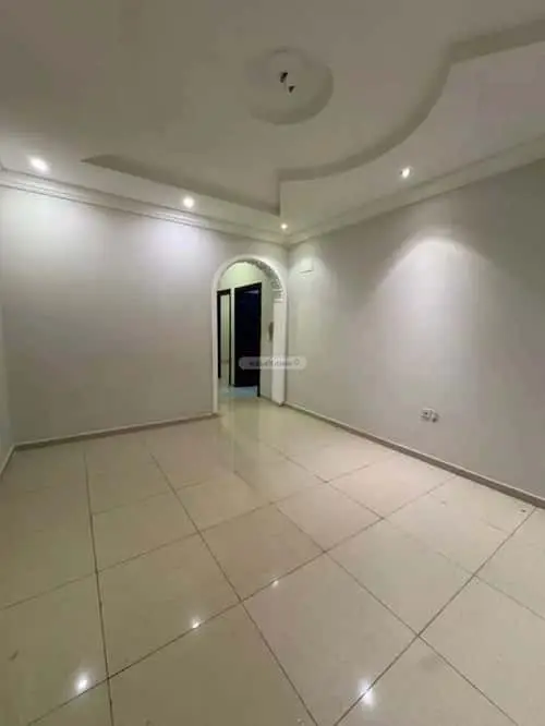 3 bedroom apartment in Mishrifah, Jeddah 4