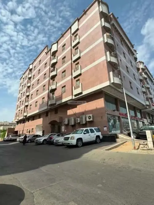 3 bedroom apartment in Mishrifah, Jeddah 7