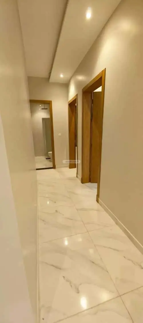 4 bedroom apartment in Al Sawari, Jeddah 6