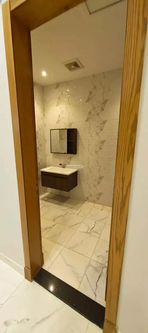 4 bedroom apartment in Al Sawari, Jeddah 9