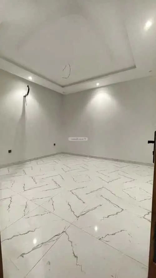 5 bedroom apartment in Al Sawari, Jeddah 9