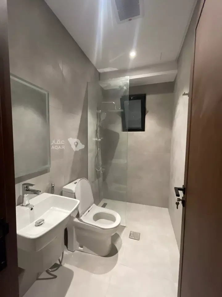 2 bedroom apartment in Al Rehab, Jeddah 8