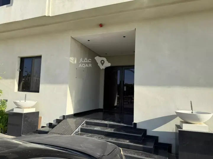 4 bedroom apartment in Al Malqa, Riyadh 3
