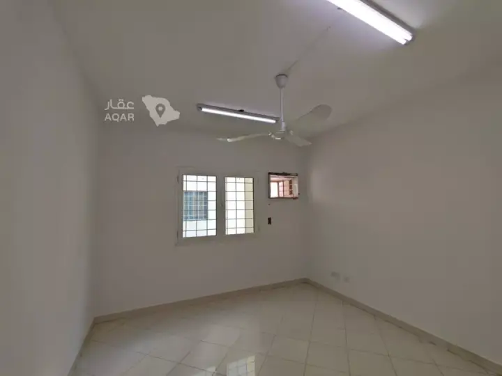 3 bedroom apartment in Al Wizarat, Riyadh 4