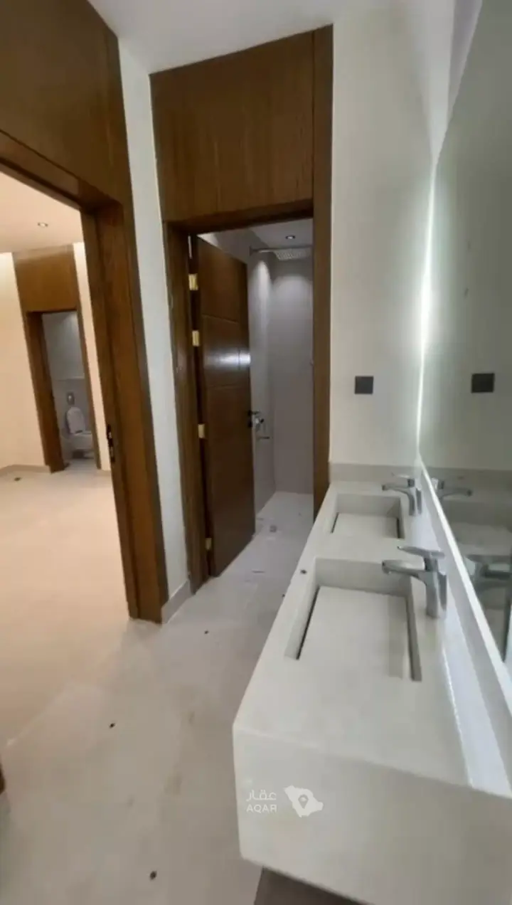 5 bedroom villa in Badr, Riyadh 4