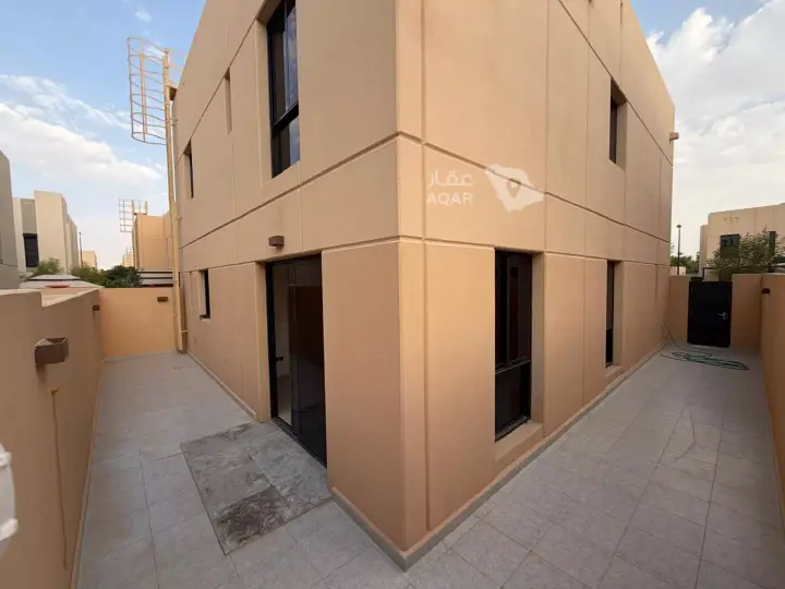 4 bedroom villa in Sidrah, Riyadh 22
