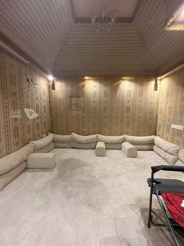 3 bedroom villa in Ishbiliyah, Riyadh 4