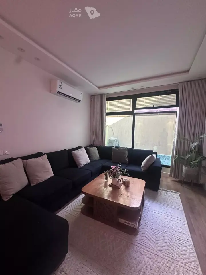 4 bedroom villa in Okaz, Riyadh 4