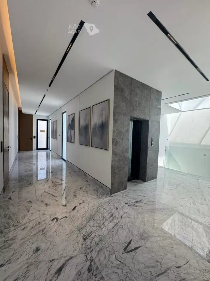 30 bedroom building in Al Aridh, Riyadh 8