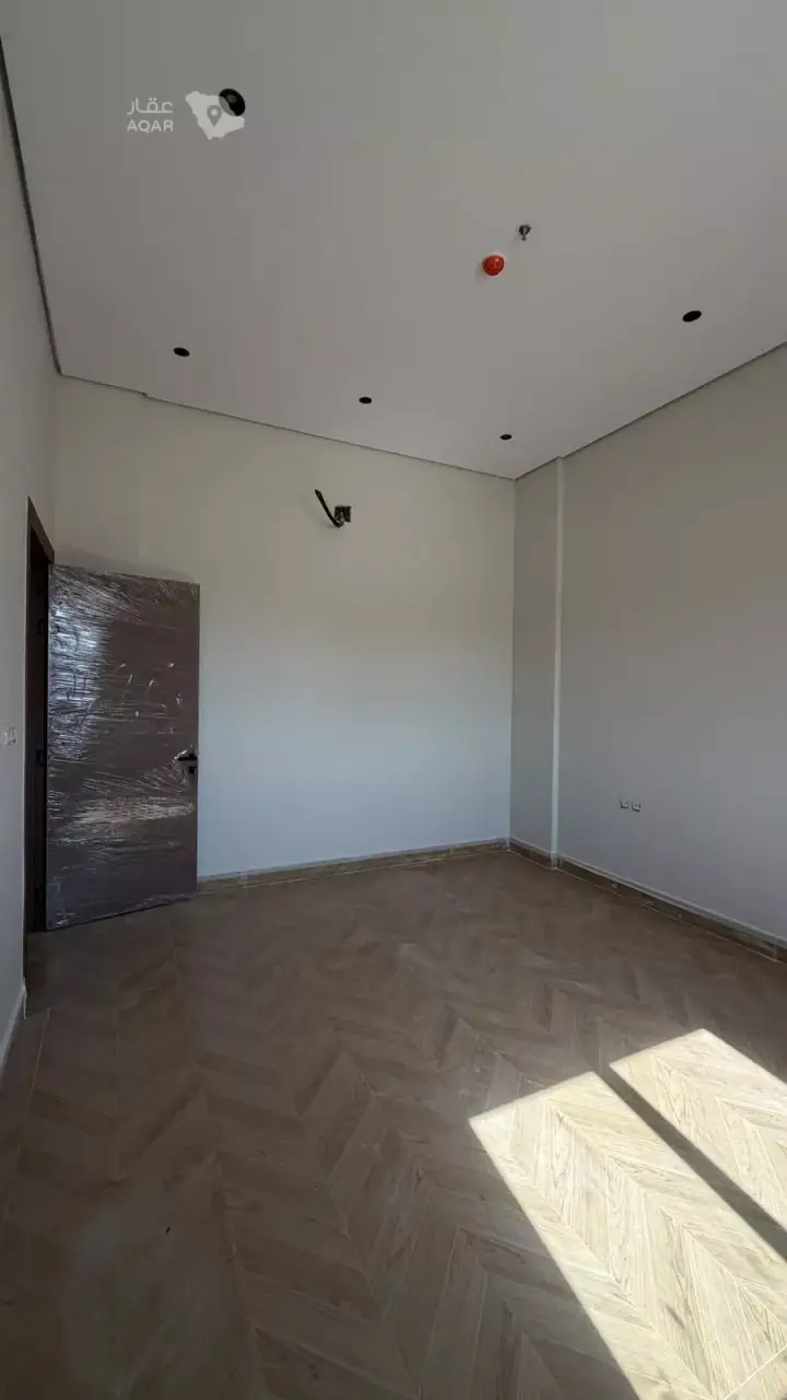 40 bedroom building in Dhahrat Laban, Riyadh 16