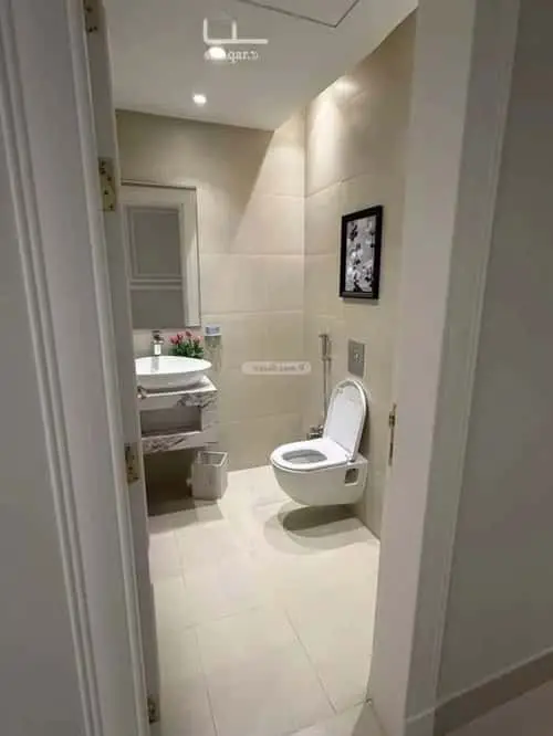 4 bedroom apartment in Al Qairawan, Riyadh 8