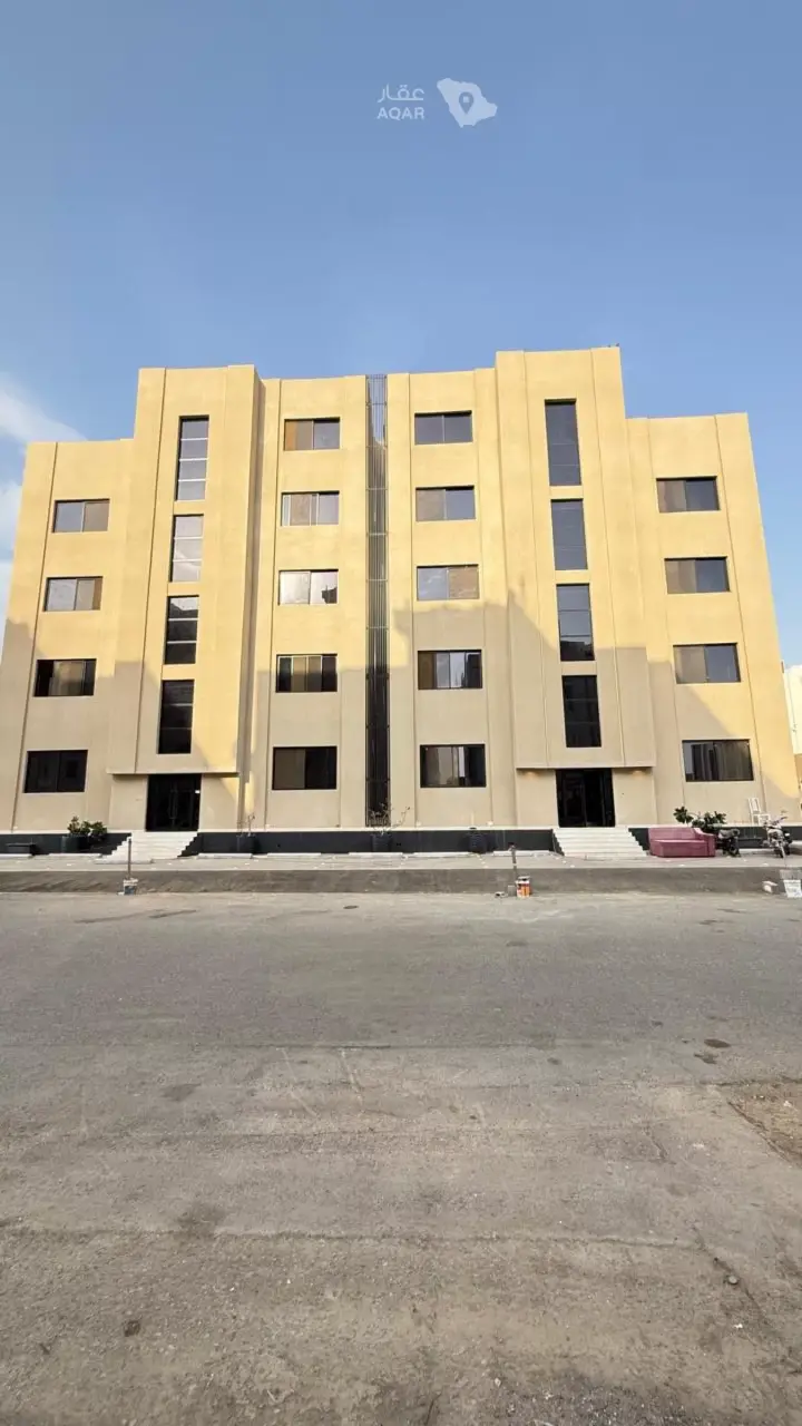 4 bedroom apartment in Al Shati, Jazan 2