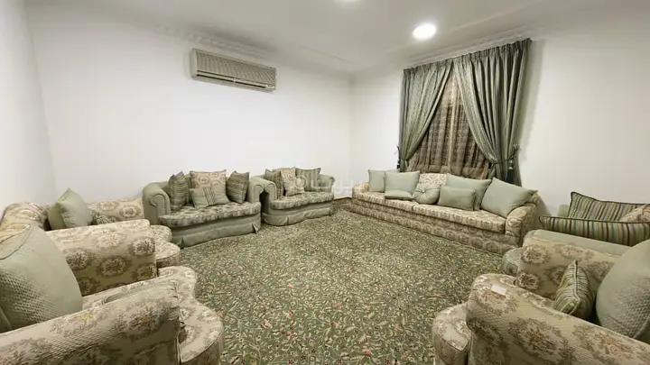 5 bedroom villa in Al Yasmin, Riyadh 2