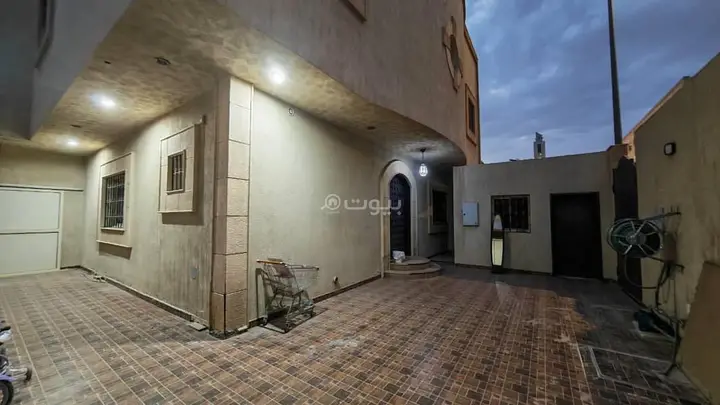 5 bedroom villa in Al Yasmin, Riyadh 7
