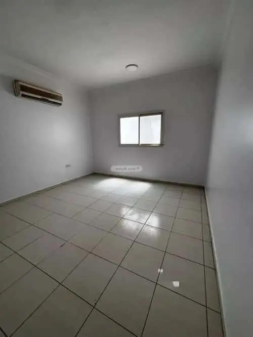 4 bedroom apartment in Granada, Riyadh 8