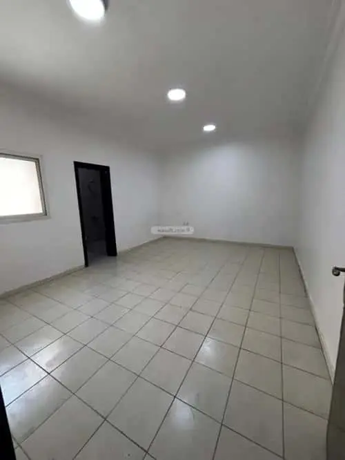 4 bedroom apartment in Granada, Riyadh 11