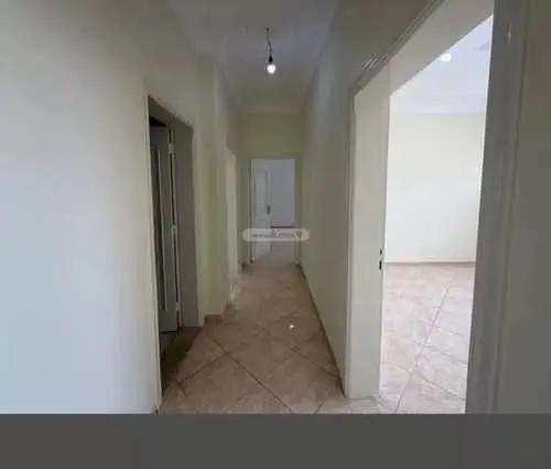 4 bedroom apartment in Al Safaa, Jeddah 9