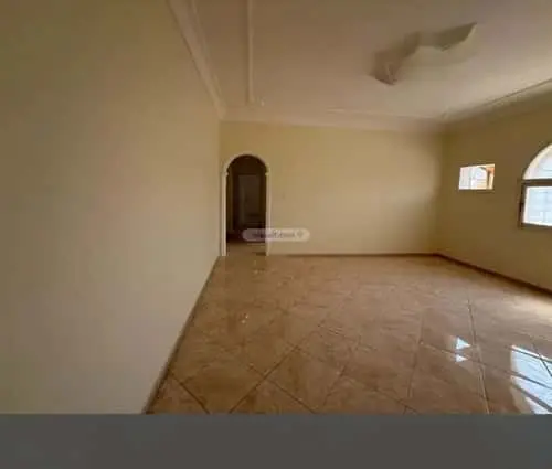 4 bedroom apartment in Al Safaa, Jeddah 4