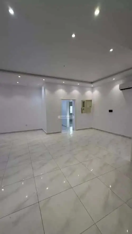 3 bedroom apartment in Al Khalidiyyah, Jeddah 7