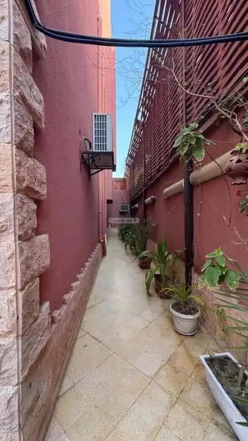 5 bedroom villa in Al Basateen, Jeddah 6
