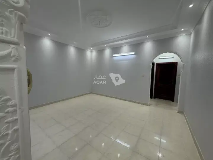 4 bedroom apartment in Nubala, Madinah 4