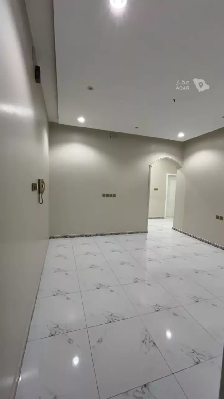 5 bedroom apartment in Al Nahda, Khamis Mushait 17
