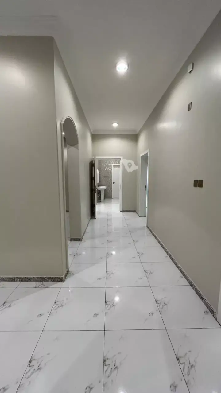 5 bedroom apartment in Al Nahda, Khamis Mushait 7