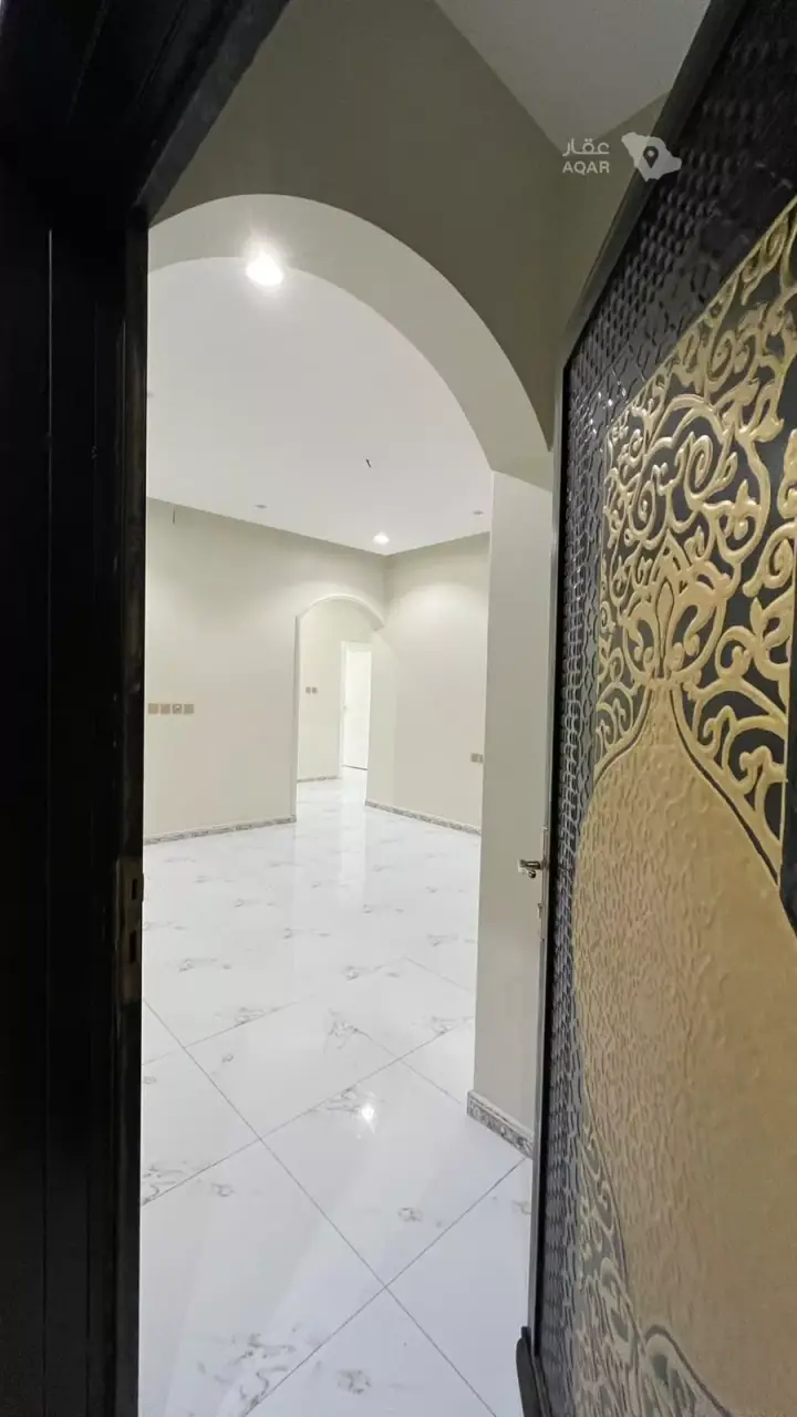 5 bedroom apartment in Al Nahda, Khamis Mushait 14