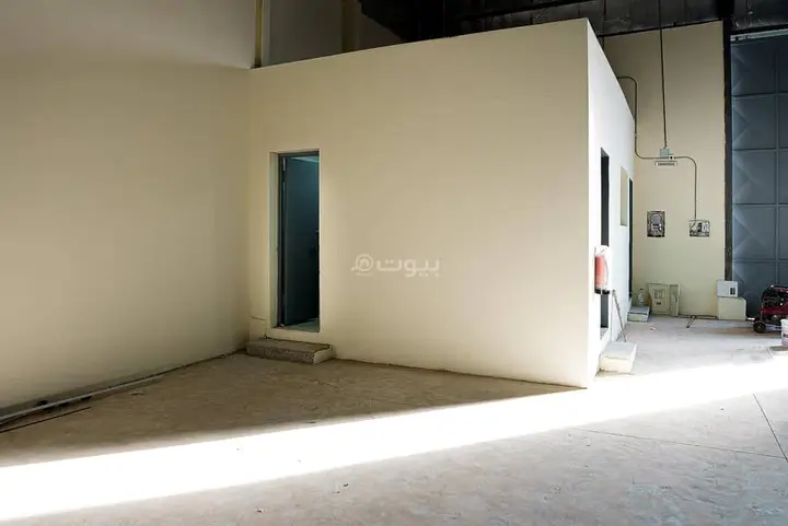 warehouse in Al Sulay, Riyadh 4
