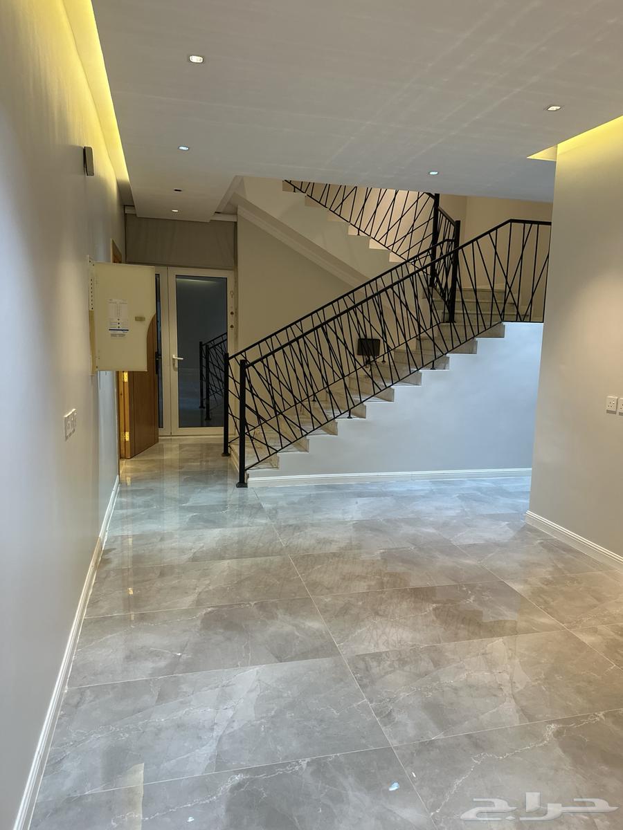 5 bedroom villa in King Fahd, Madinah 2