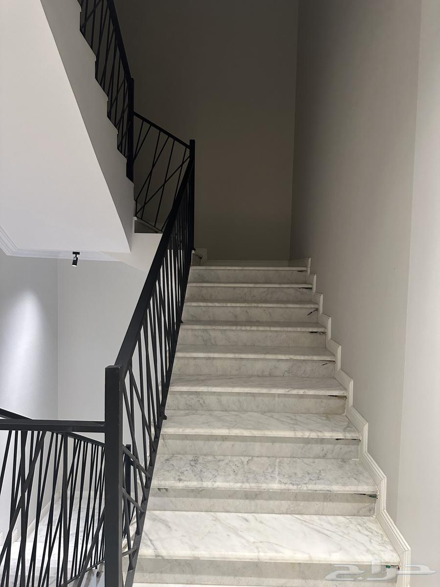 5 bedroom villa in King Fahd, Madinah 11