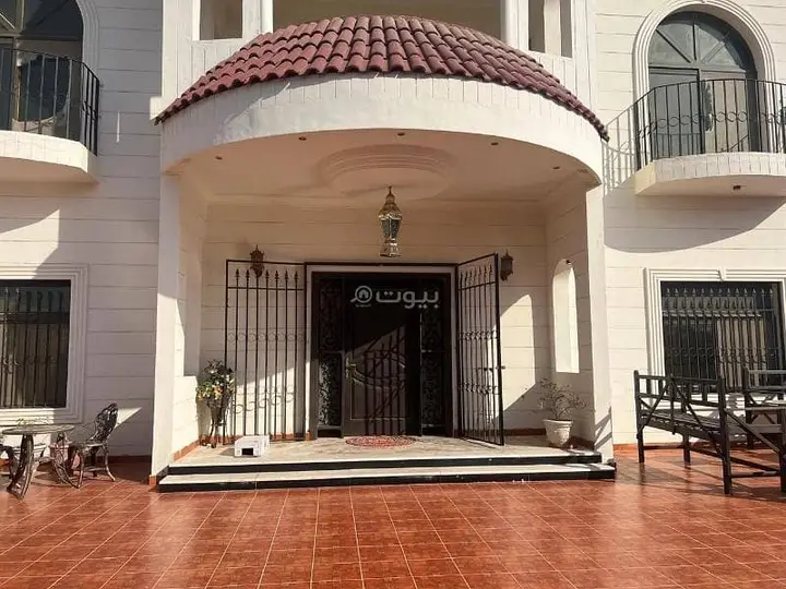 5 bedroom villa in Az Zomorod, Jeddah 2