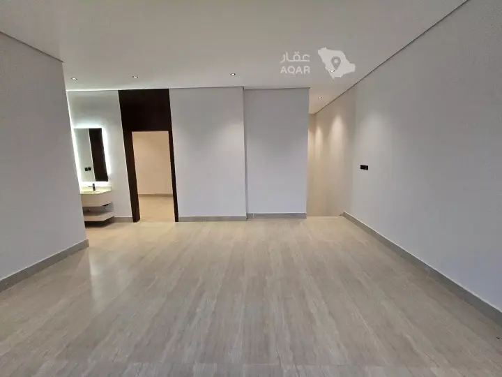 5 bedroom villa in Al Hazm, Riyadh 11