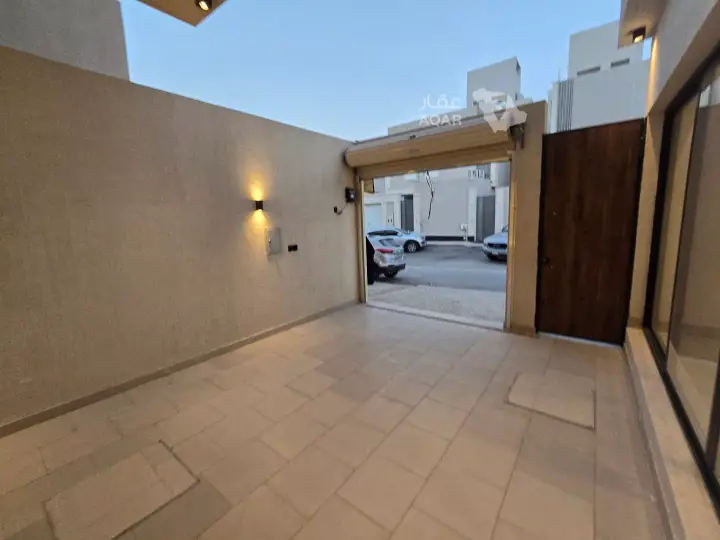 5 bedroom villa in Al Hazm, Riyadh 10