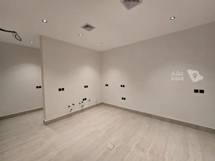 5 bedroom villa in Al Hazm, Riyadh 12