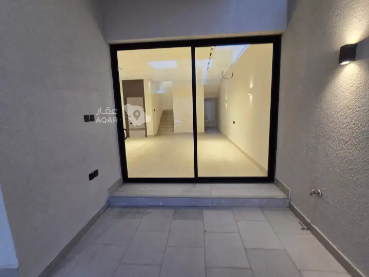 5 bedroom villa in Al Hazm, Riyadh 22