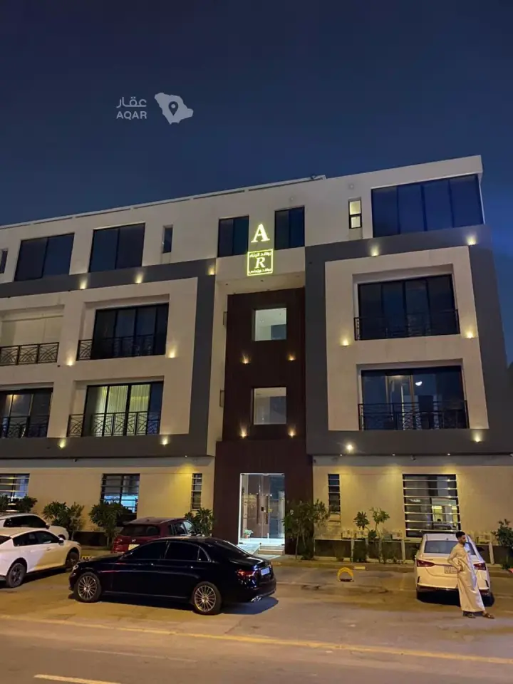 6 bedroom building in Al Yarmouk, Riyadh