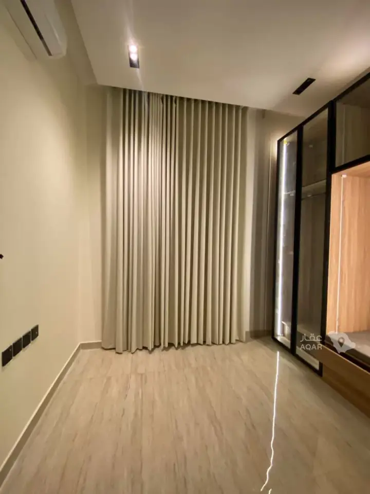 6 bedroom building in Al Yarmouk, Riyadh 13