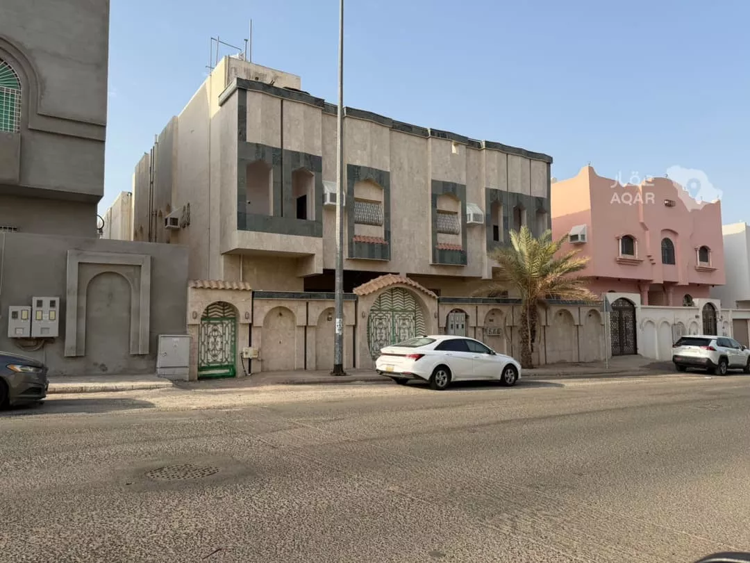 11 bedroom building in Al Qaswa, Madinah 7