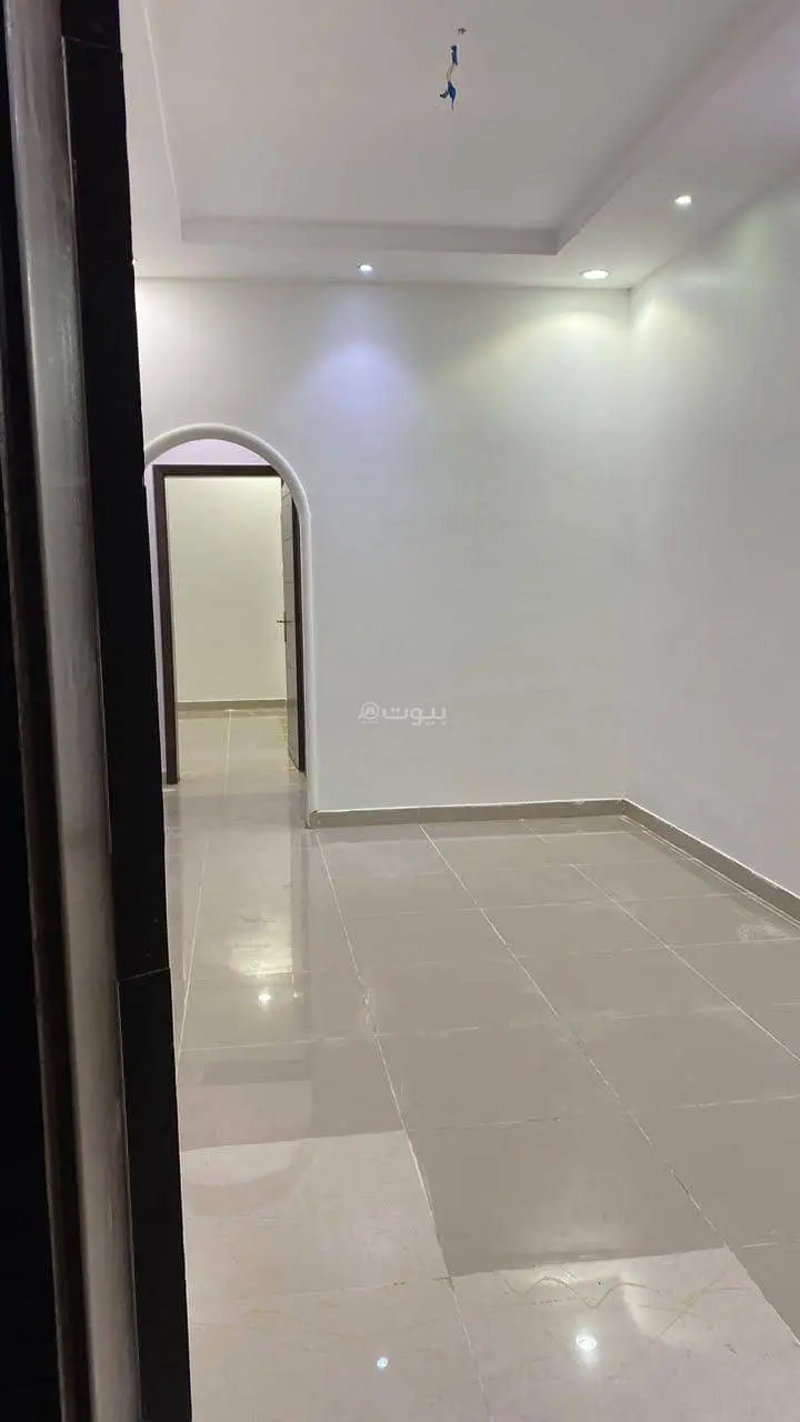 3 bedroom apartment in Al Yaqout, Jeddah 4