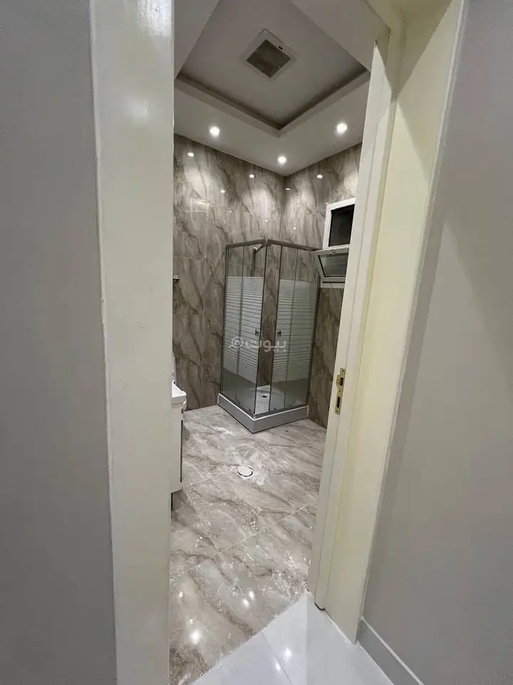4 bedroom apartment in Qurtubah, Riyadh 7