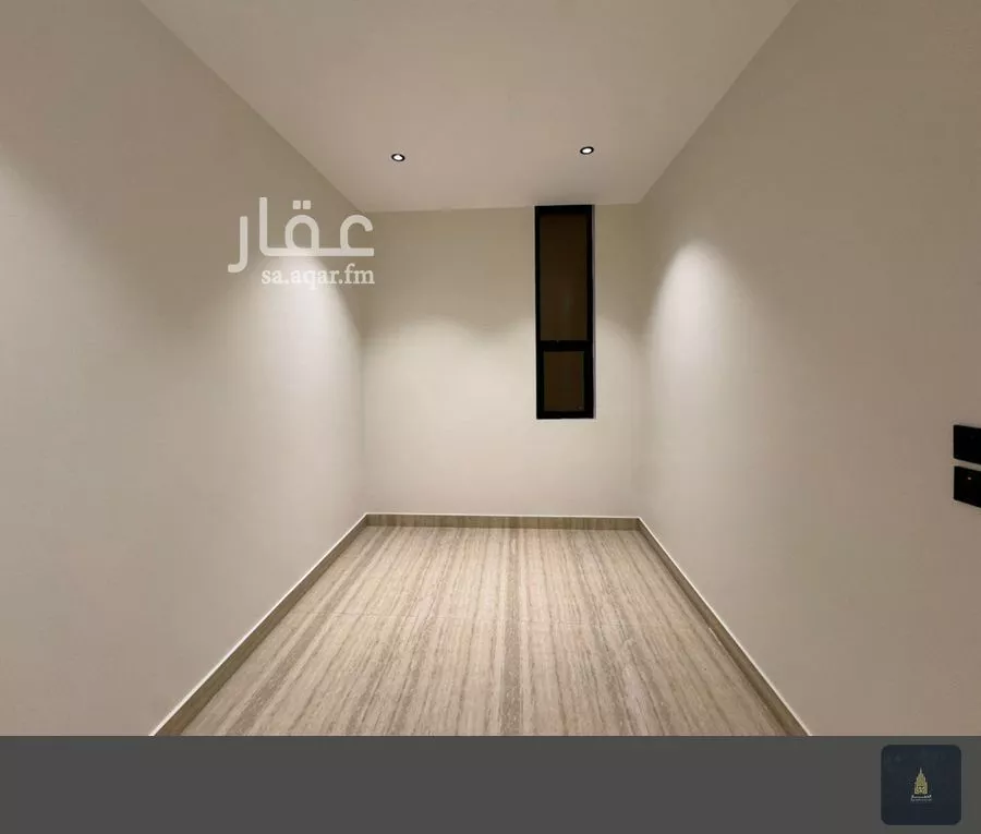 فيلا 9 غرف في الملك فهد 11
