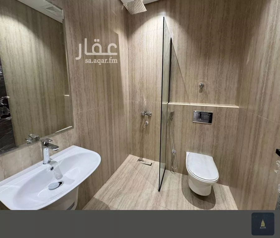 فيلا 9 غرف في الملك فهد 29