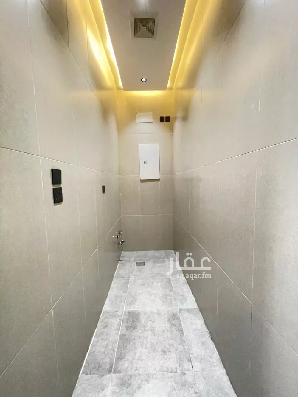 6 bedroom villa in Al Ukayshiyyah 2
