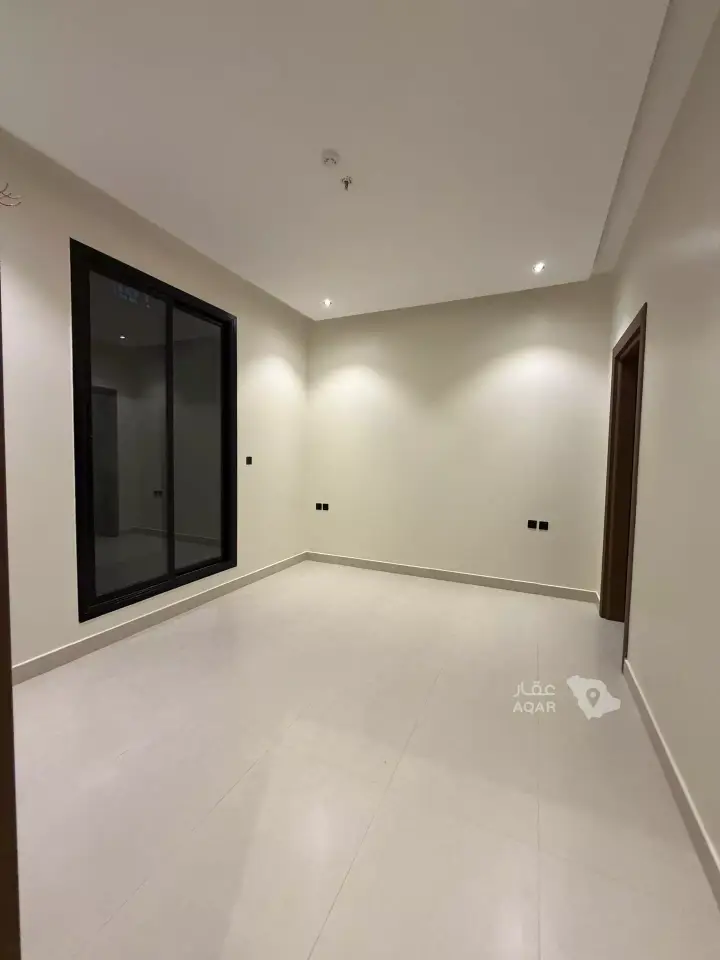 4 bedroom apartment in Al Maizilah, Riyadh 14